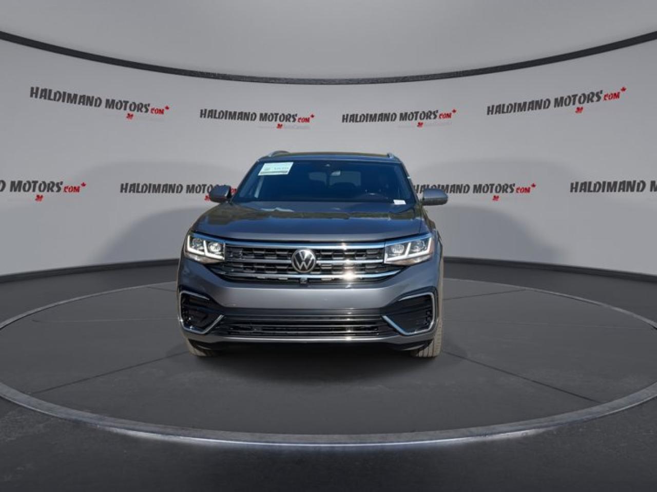 2023 Volkswagen Atlas Cross Sport Execline AWD | Leather Seats | AC Seats | Remote Start Photo2