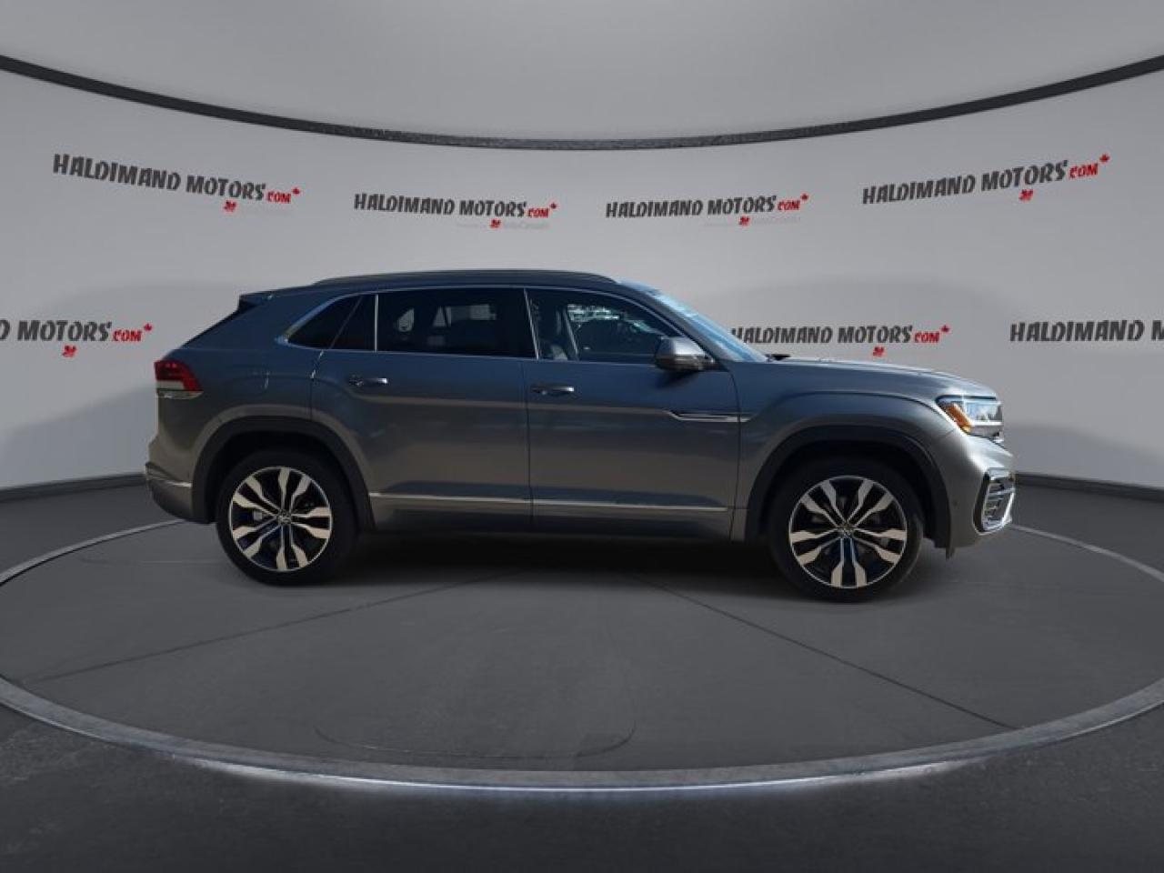 2023 Volkswagen Atlas Cross Sport Execline AWD | Leather Seats | AC Seats | Remote Start Photo