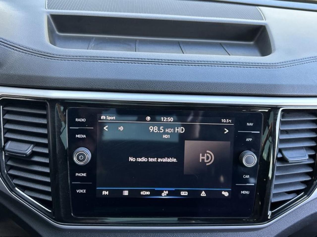 2023 Volkswagen Atlas Cross Sport Execline AWD | Leather Seats | AC Seats | Remote Start Photo