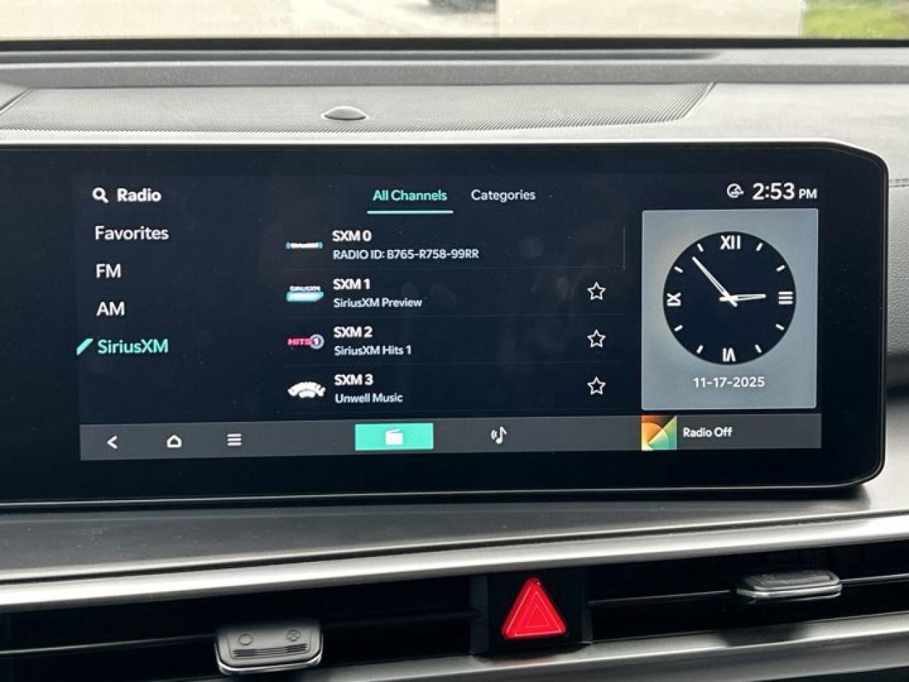 2024 Kia Sorento EX-L AWD | Remote Start | Leather Seats | Heated Seats Photo