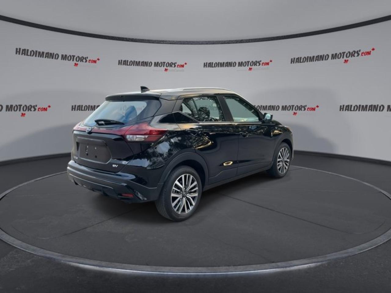 2024 Nissan Kicks SV | Remote Start | Heated Seats Photo