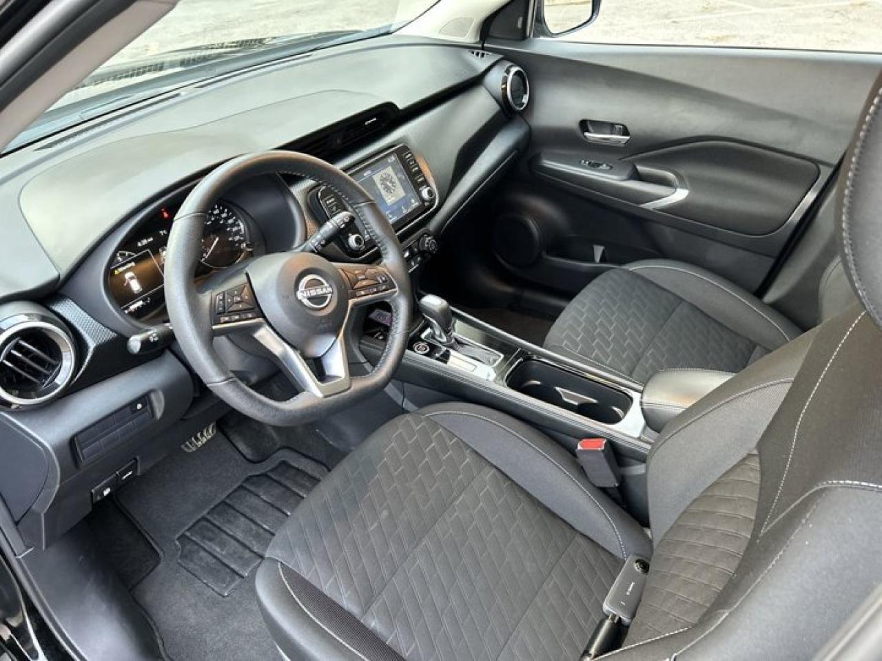 2024 Nissan Kicks SV | Remote Start | Heated Seats Photo