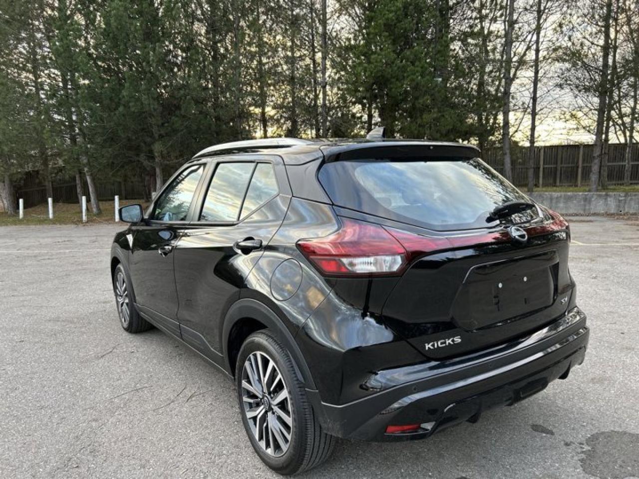 2024 Nissan Kicks SV | Remote Start | Heated Seats Photo