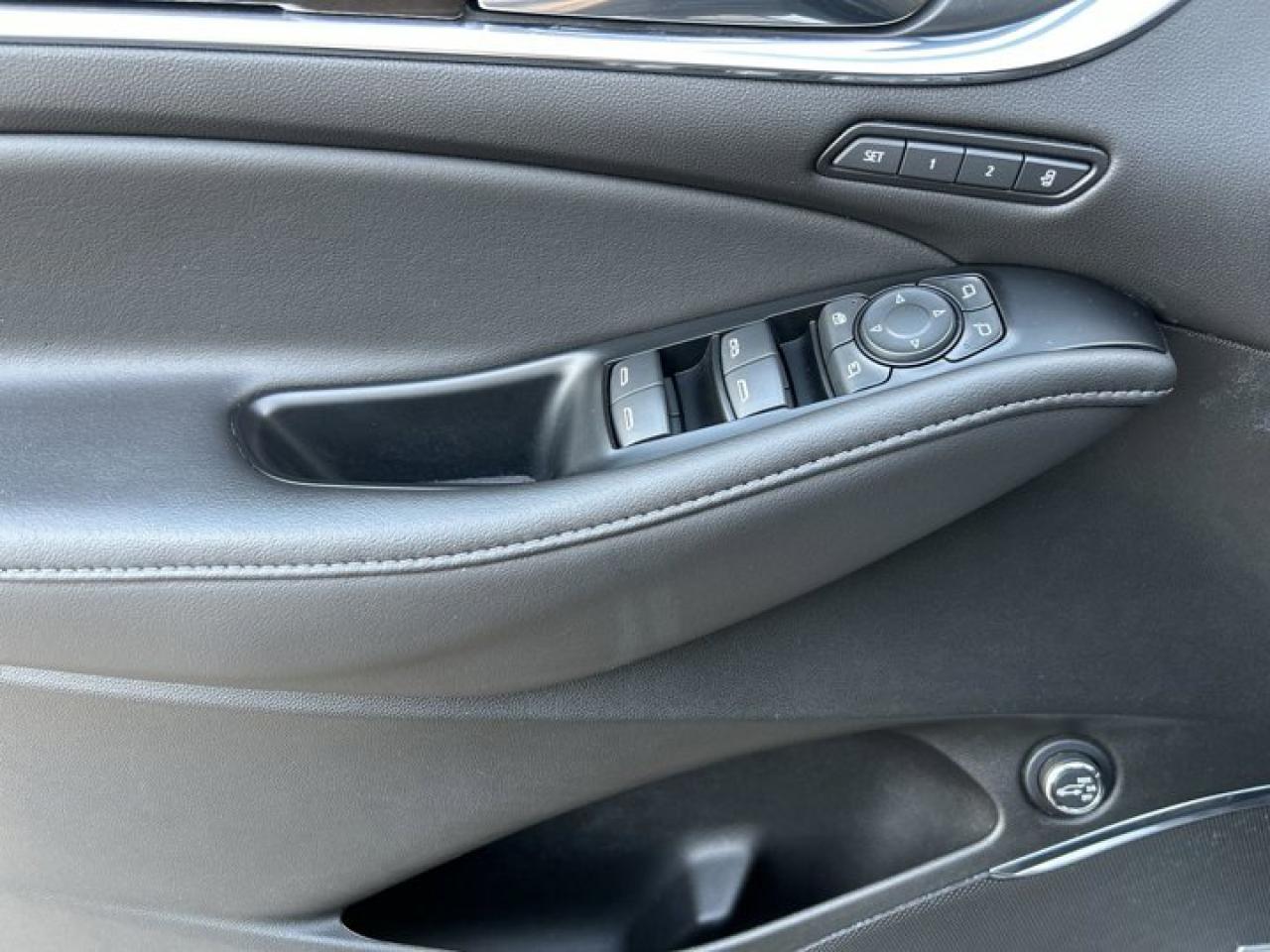 2023 Buick Enclave Avenir AWD | 2nd Row Captain Seats | 360 Camera |  AC Seats Photo