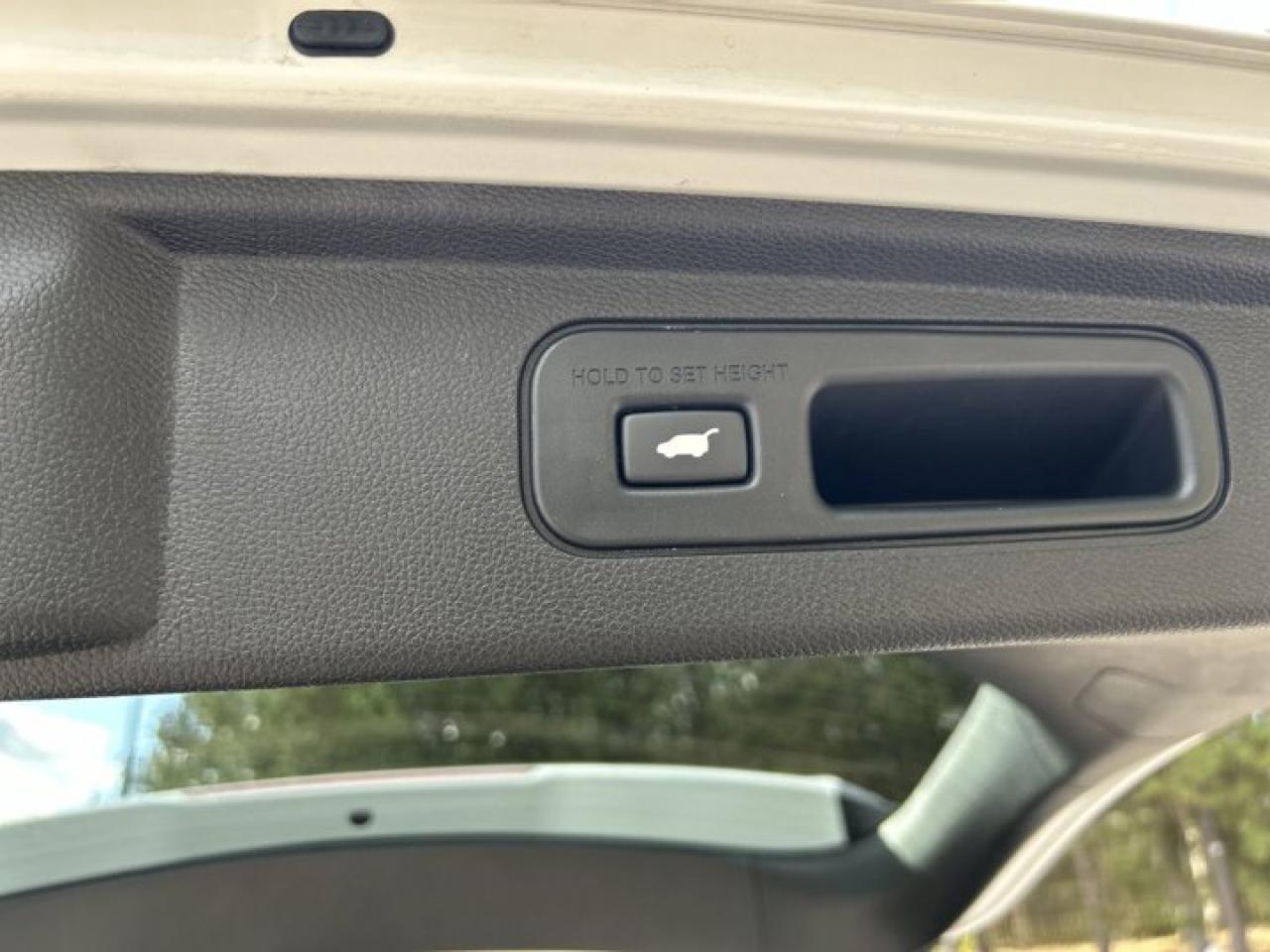 2024 Honda Odyssey Touring |  Sunroof | Leather Seats | Remote Start| AC Seats Photo