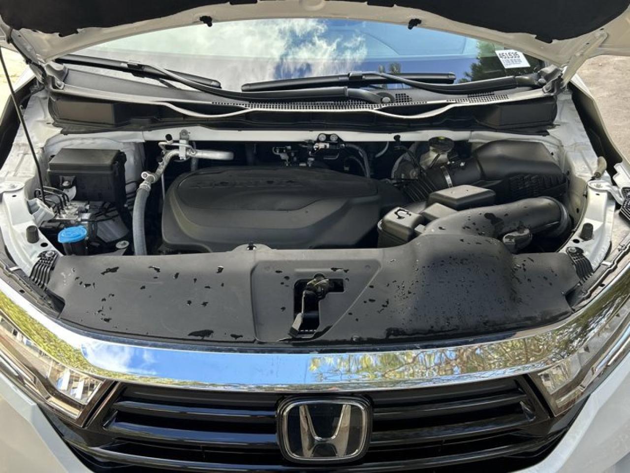 2024 Honda Odyssey Touring |  Sunroof | Leather Seats | Remote Start| AC Seats Photo