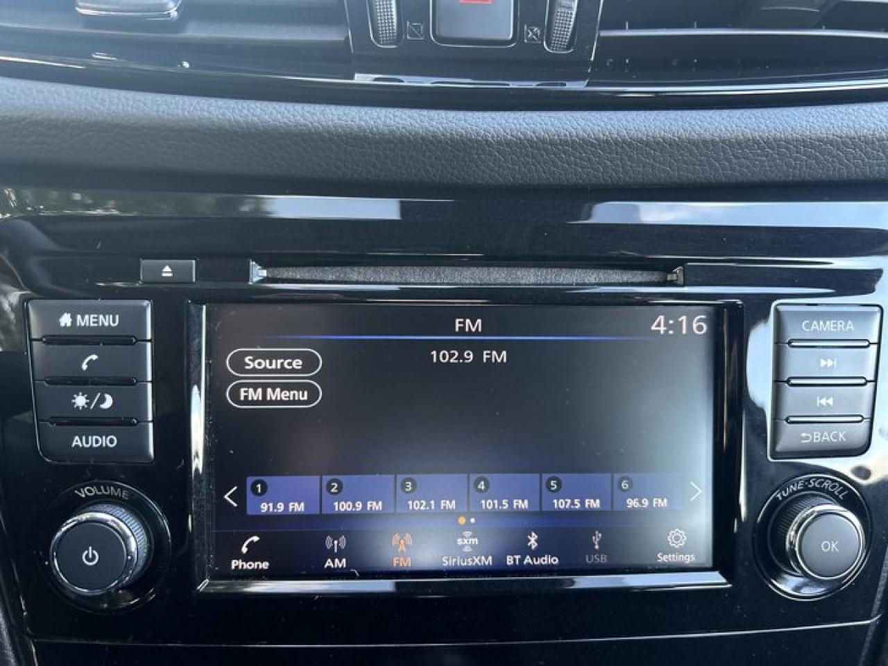 2022 Nissan Qashqai S Photo