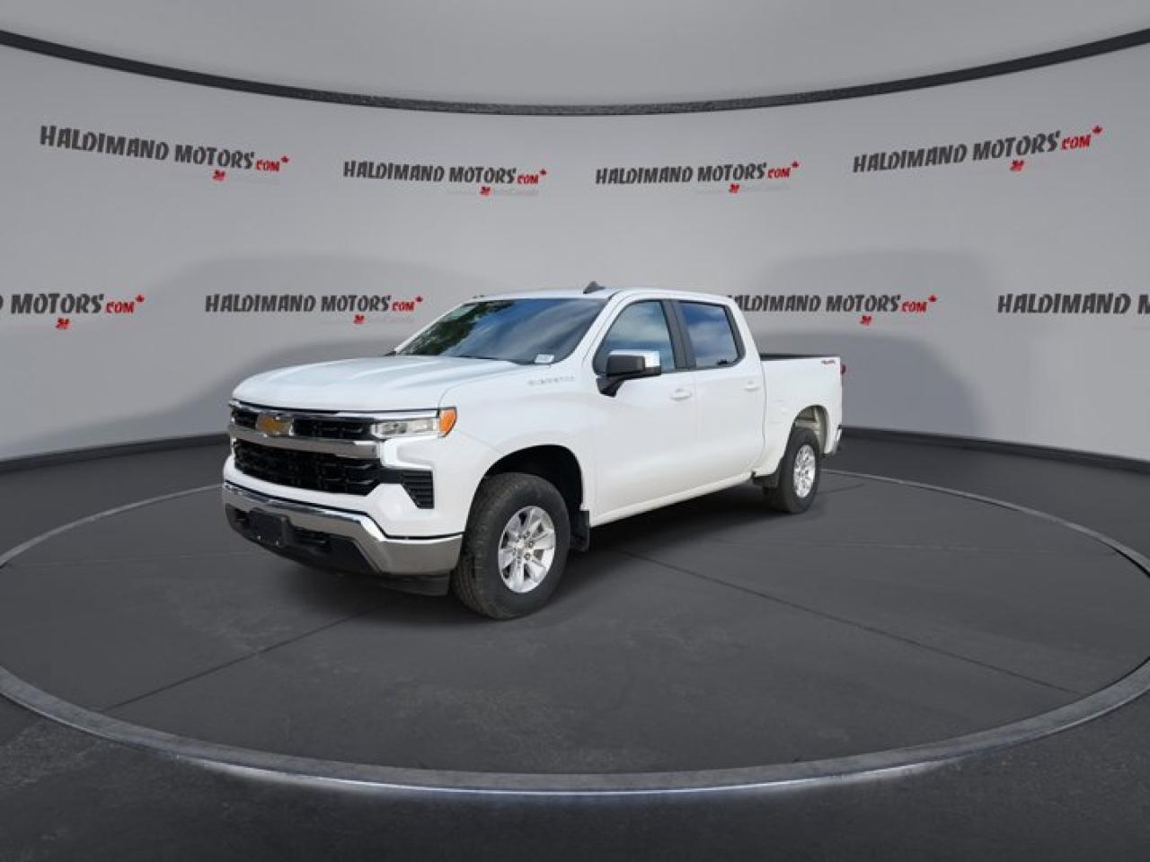 2024 Chevrolet Silverado 1500 LT Crew | Remote Start | Heated Seats | Heated Steering Wheel Photo3