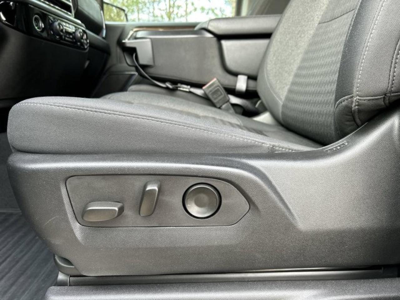 2024 Chevrolet Silverado 1500 LT Crew | Remote Start | Heated Seats | Heated Steering Wheel Photo