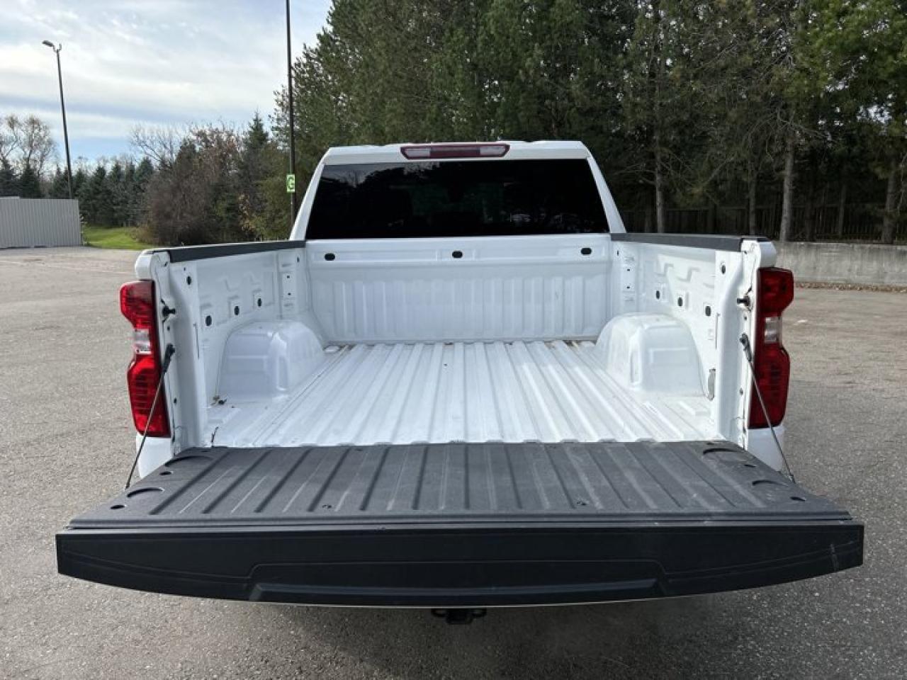 2024 Chevrolet Silverado 1500 LT Crew | Remote Start | Heated Seats | Heated Steering Wheel Photo