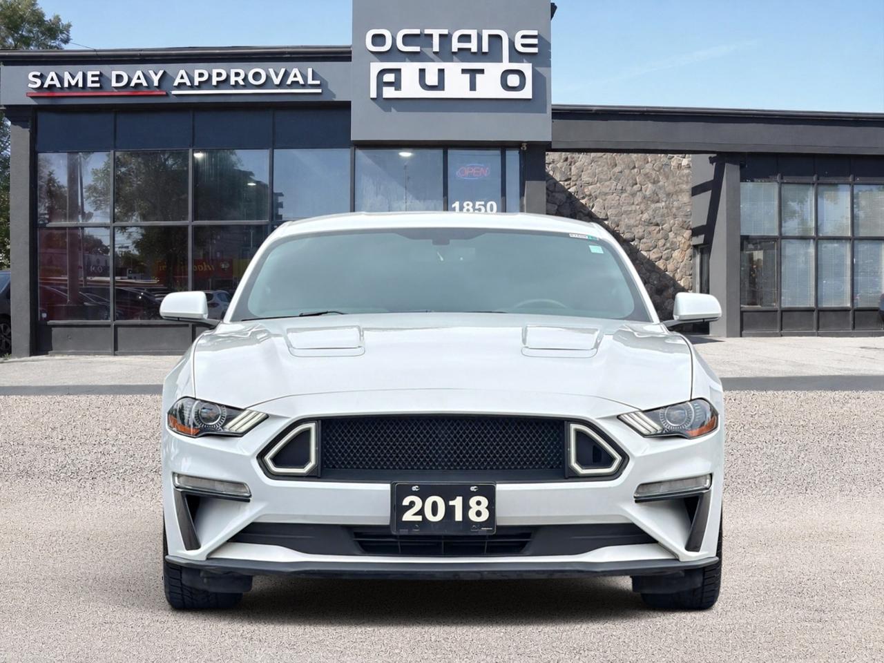 2018 Ford Mustang EcoBoost Fastback Photo5
