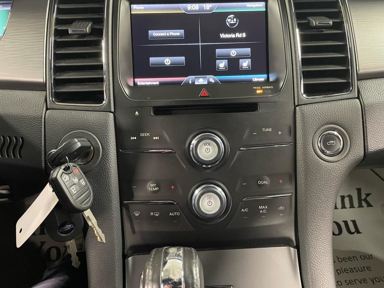 2014 Ford Taurus 4dr Sdn SEL AWD Photo18