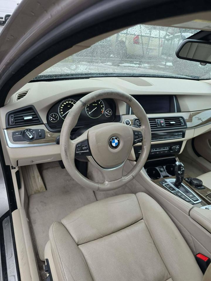 2014 BMW 5 Series 528i xDrive - Photo #6