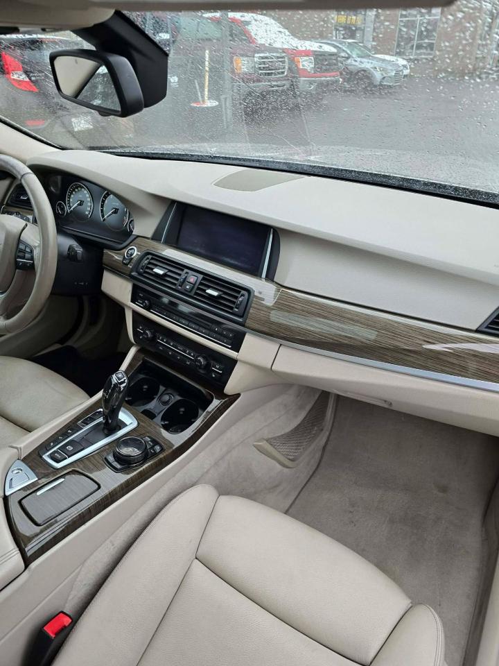 2014 BMW 5 Series 528i xDrive - Photo #7