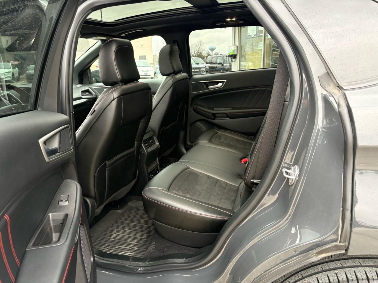 2021 Ford Edge ST-LINE, 2L ECOBOOST! AWD, PANO ROOF, HEATED WHEEL Photo