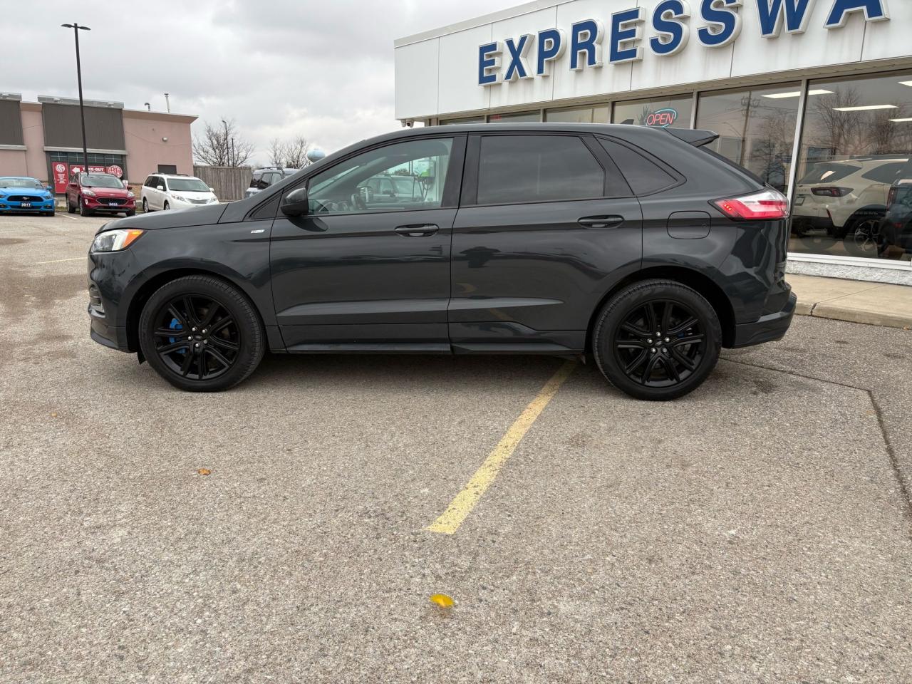 2021 Ford Edge ST-LINE, 2L ECOBOOST! AWD, PANO ROOF, HEATED WHEEL Photo