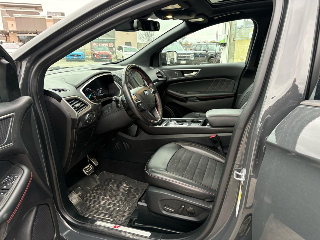 2021 Ford Edge ST-LINE, 2L ECOBOOST! AWD, PANO ROOF, HEATED WHEEL Photo