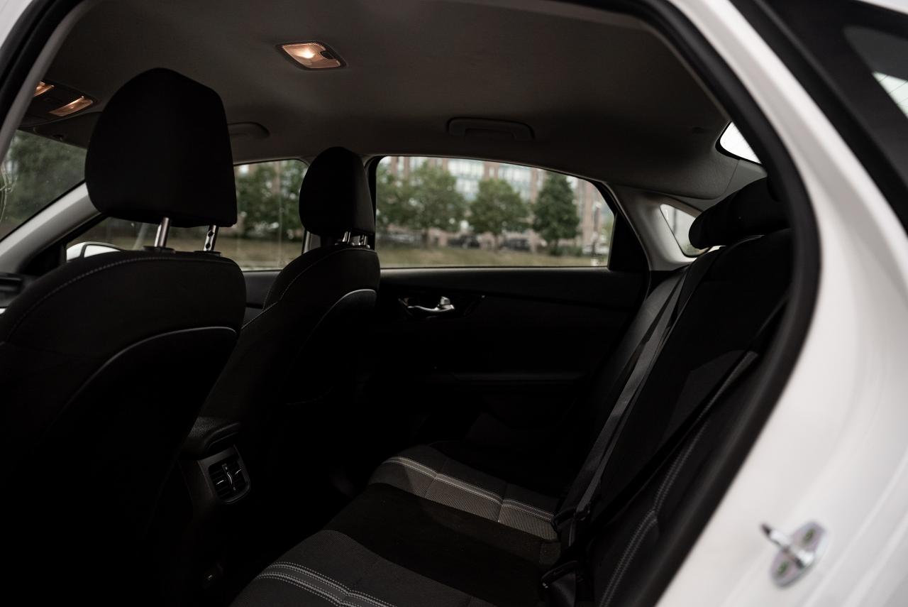 2022 Kia Forte EX IVT - Photo #9