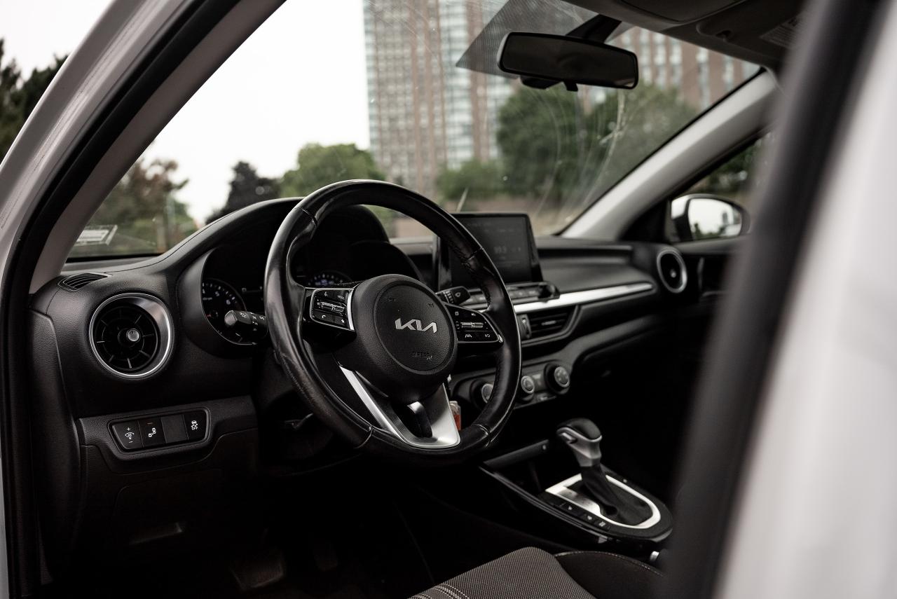 2022 Kia Forte EX IVT - Photo #10