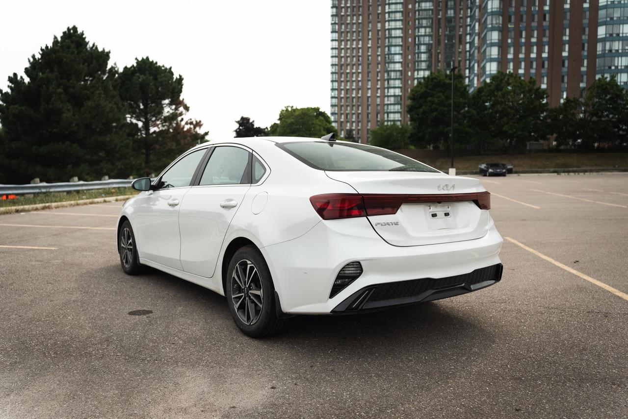 2022 Kia Forte EX IVT - Photo #6