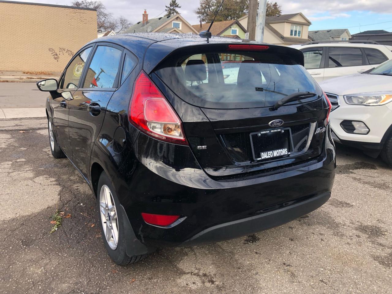 2017 Ford Fiesta SE / H.SEATS / PHONE CONNECTION