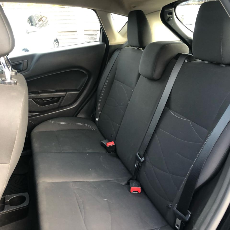 2017 Ford Fiesta SE / H.SEATS / PHONE CONNECTION