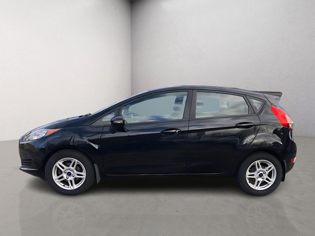 2017 Ford Fiesta SE / H.SEATS / PHONE CONNECTION