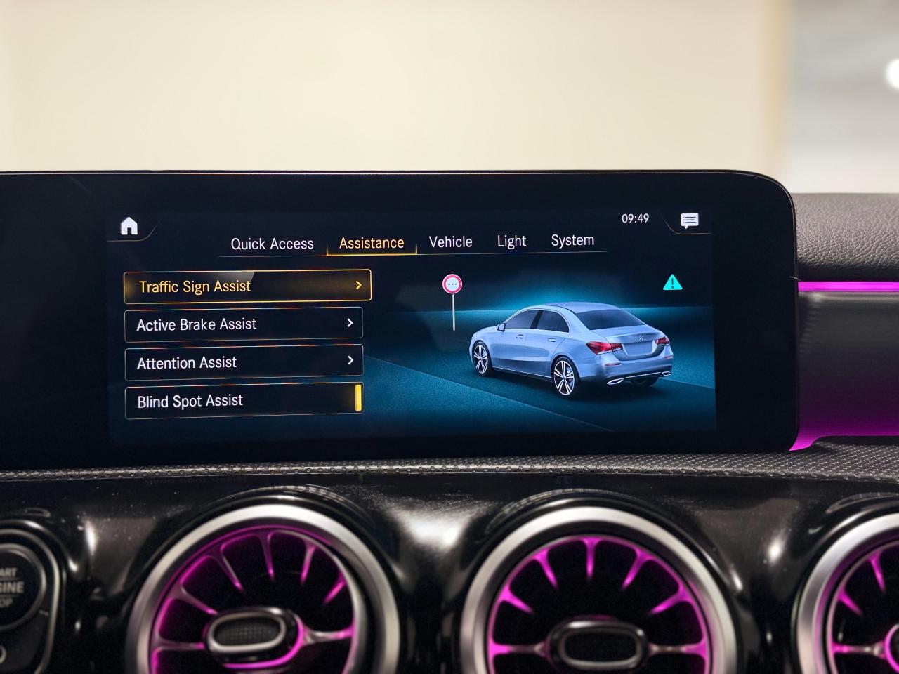 2022 Mercedes-Benz A220 A 220 - Photo #18