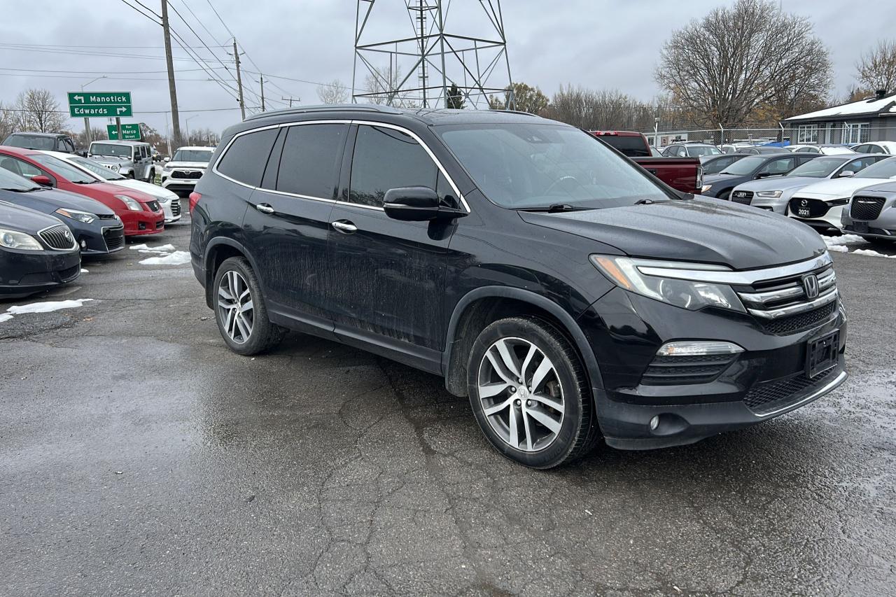 2017 Honda Pilot Touring - Photo #2