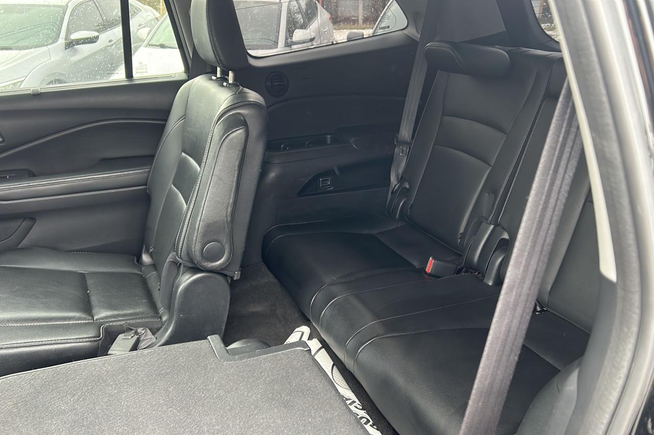 2017 Honda Pilot Touring - Photo #13