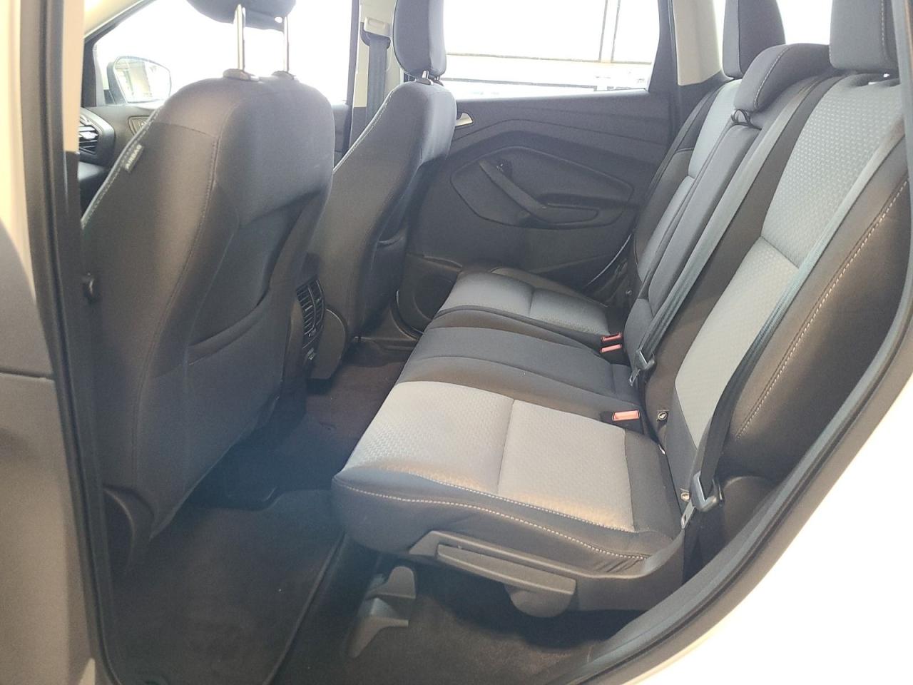 2018 Ford Escape SE Photo3