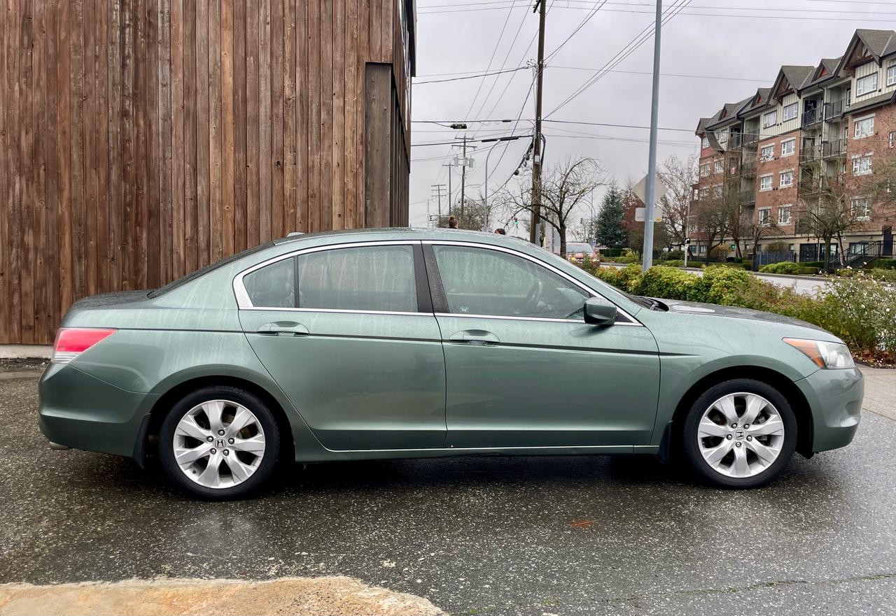 2010 Honda Accord EX-L FINANCING AVAILABLE Photo4