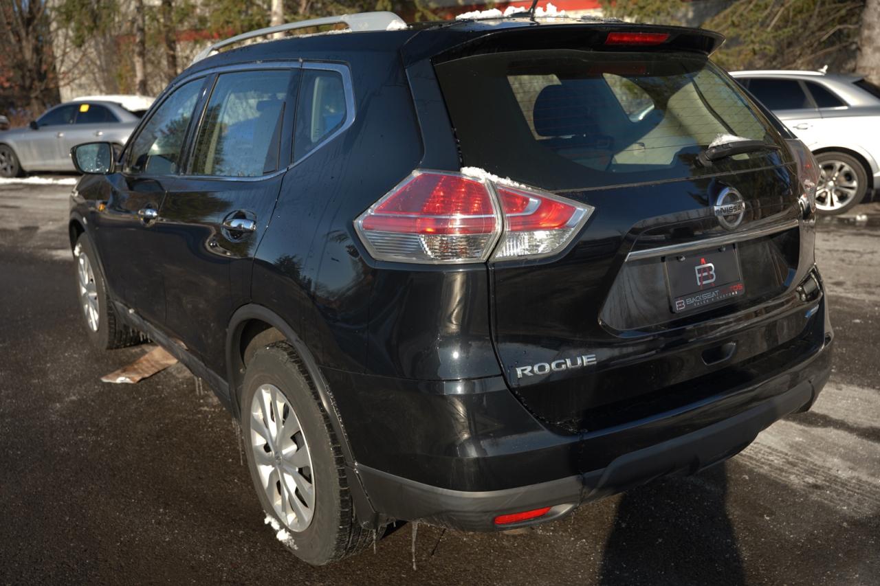 2015 Nissan Rogue S 2WD - Photo #6