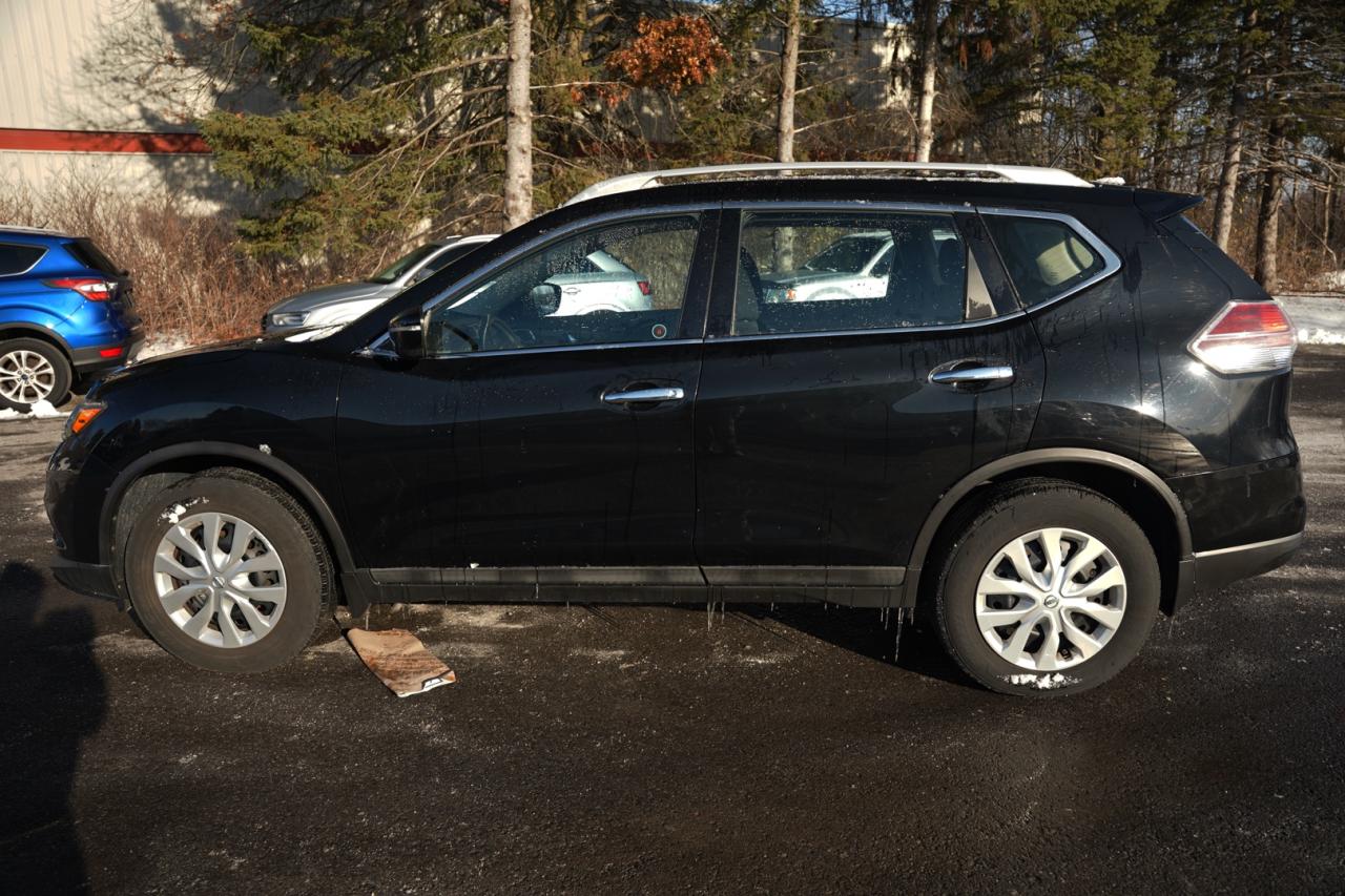 2015 Nissan Rogue S 2WD - Photo #7