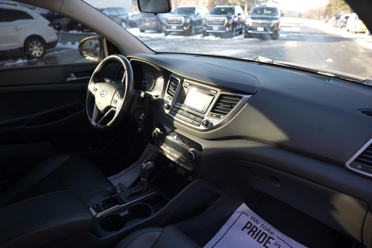 2015 Nissan Rogue S 2WD - Photo #13