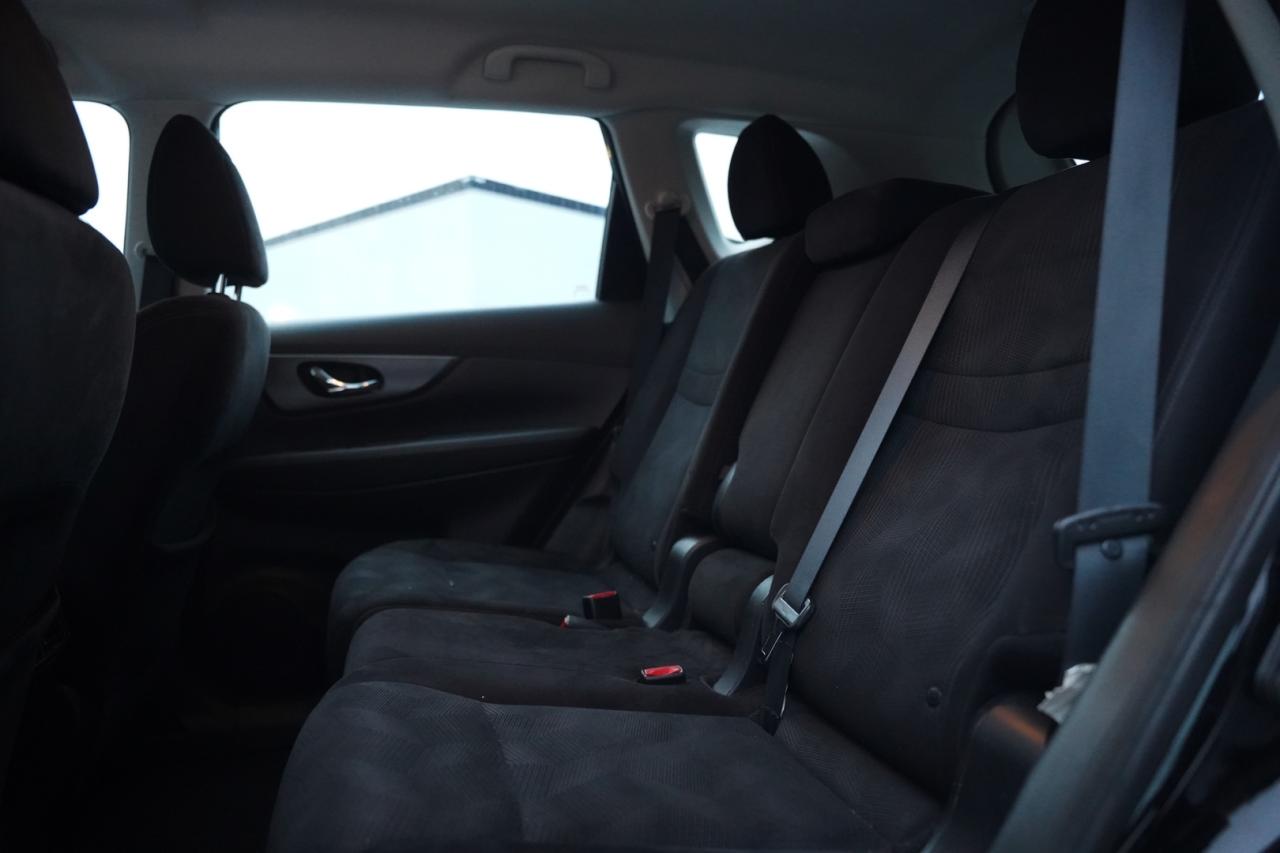 2015 Nissan Rogue S 2WD Photo