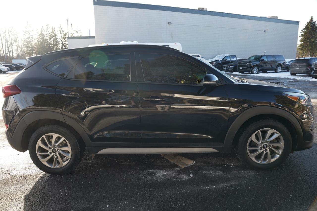 2017 Hyundai Tucson SE w/Preferred Package - Photo #4