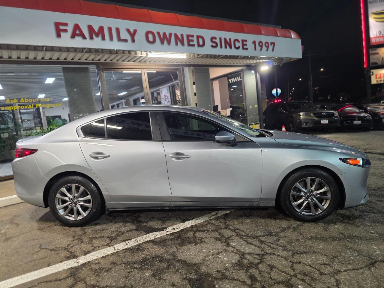 2019 Mazda MAZDA3 GS AWD | Leather | Sunroof | Navi | i-Activ | BSM Photo