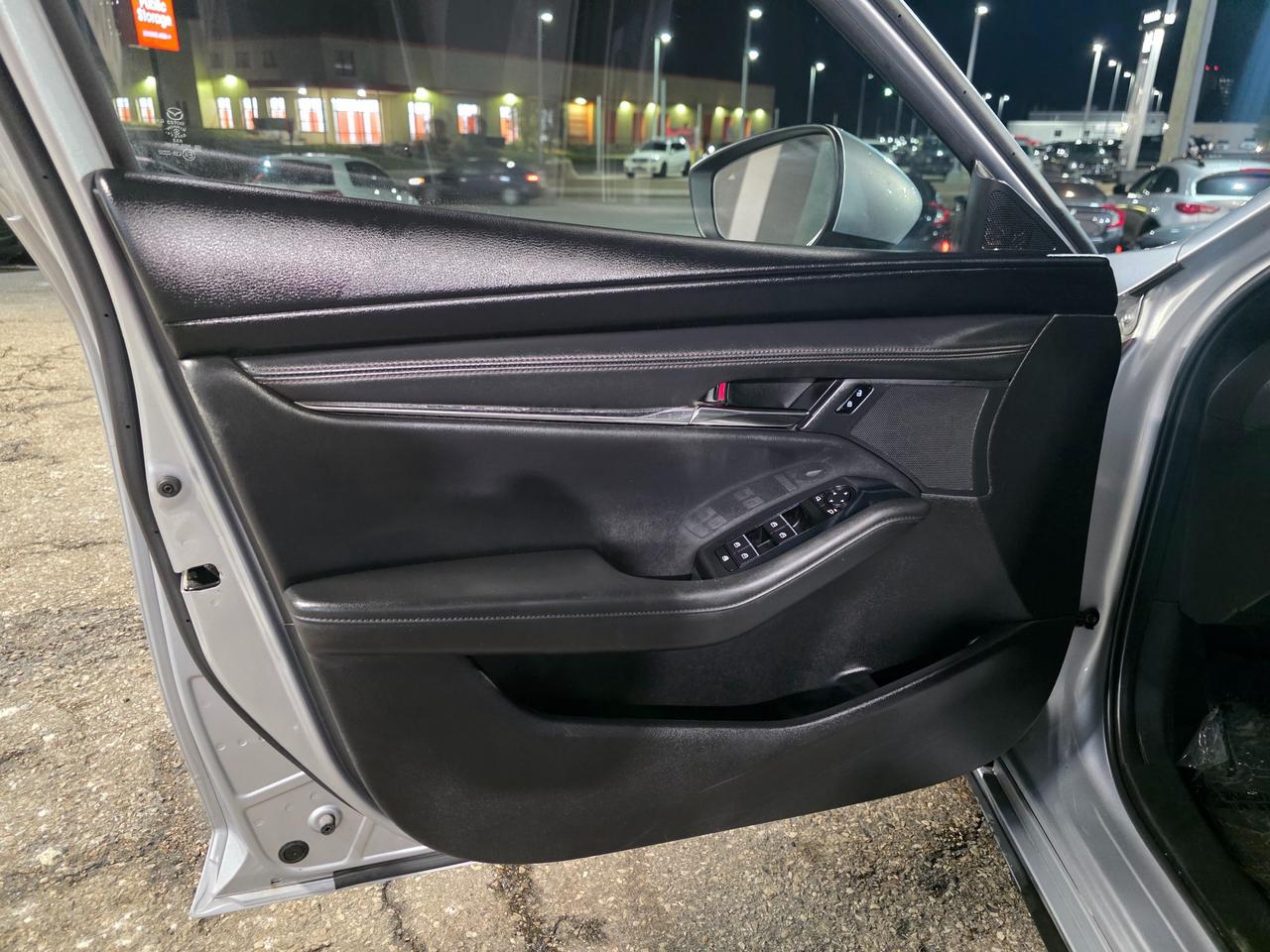 2019 Mazda MAZDA3 GS AWD | Leather | Sunroof | Navi | i-Activ | BSM Photo