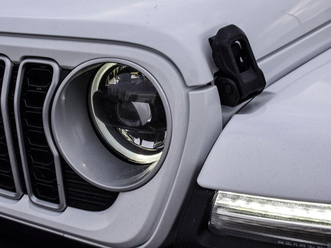 2026 Jeep Wrangler Sahara 4 Door 4x4 Photo