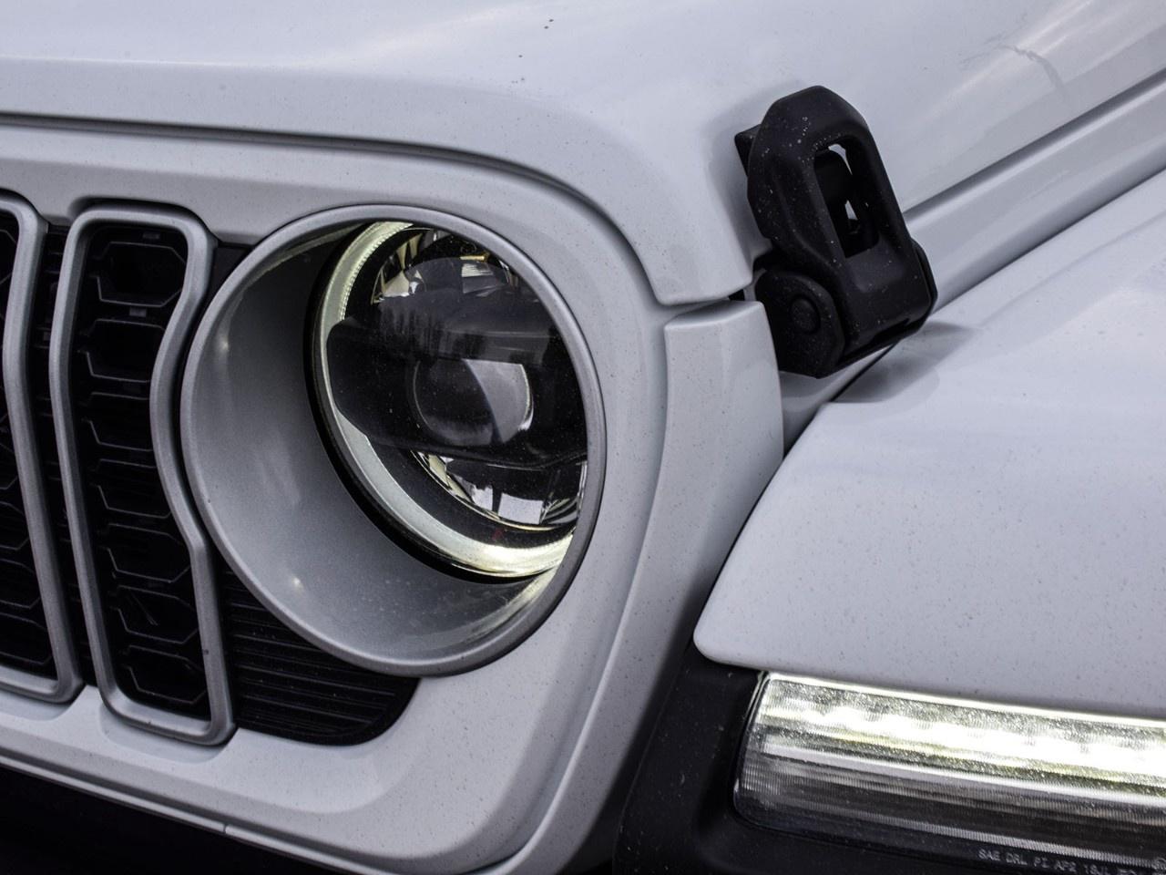 2026 Jeep Wrangler Sahara 4 Door 4x4 Photo