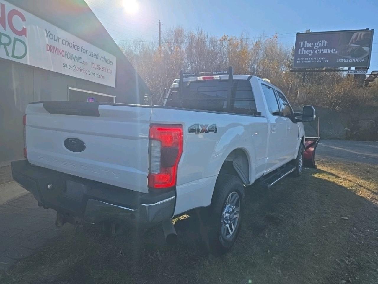 2019 Ford F-250 Lariat LARIAT PLOW TRUCK Photo4