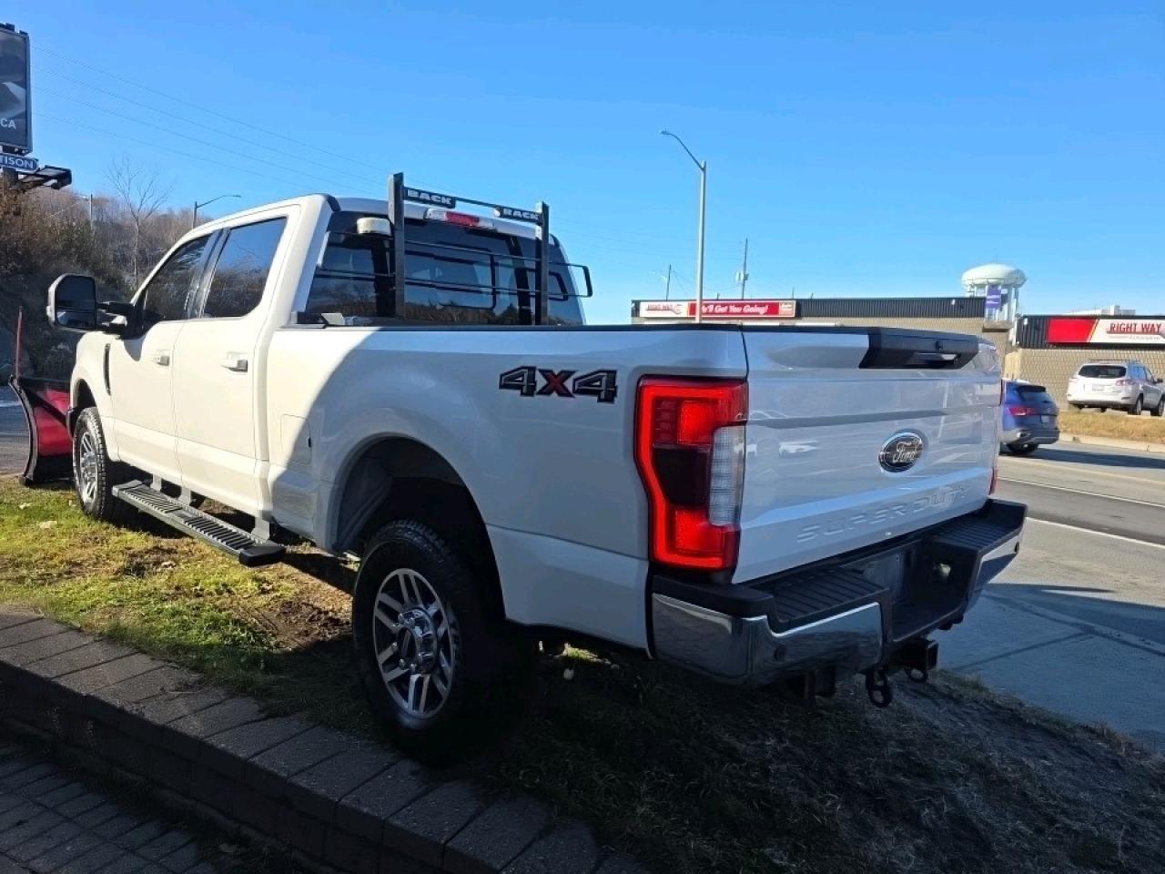 2019 Ford F-250 Lariat LARIAT PLOW TRUCK Photo2