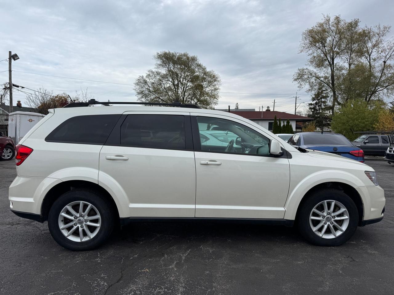 2013 Dodge Journey FWD SXT | CERTIFIED | 5 SEATS Photo3