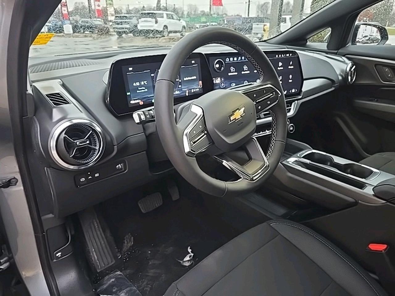 2026 Chevrolet Equinox EV LT Photo