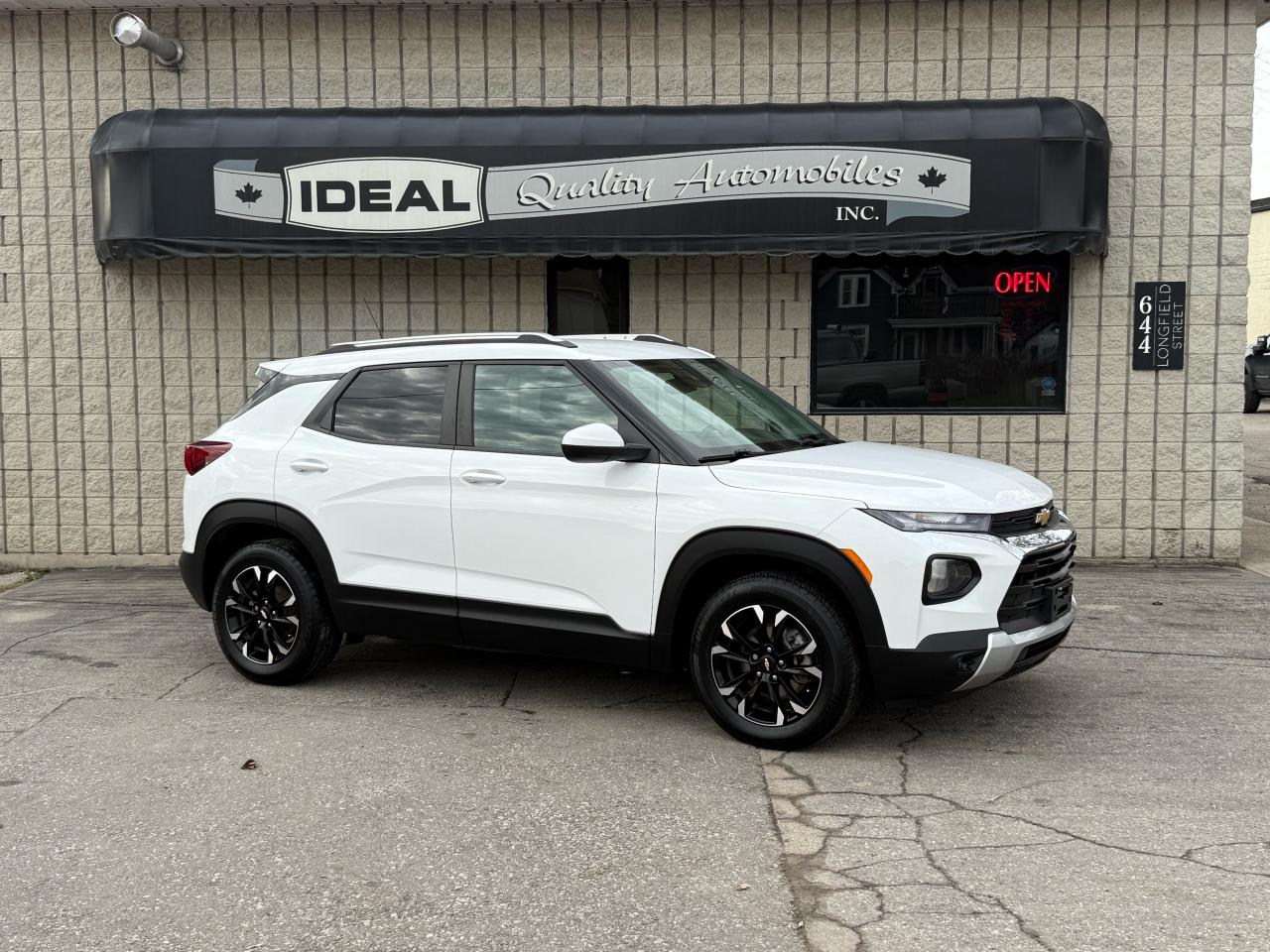 2022 Chevrolet TrailBlazer LT Photo0