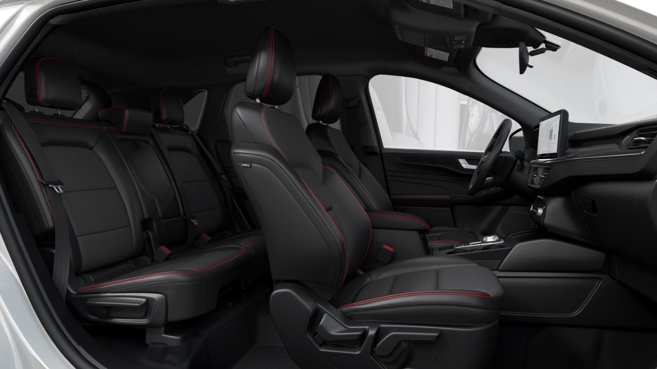 2025 Ford Escape ST-Line AWD Photo5