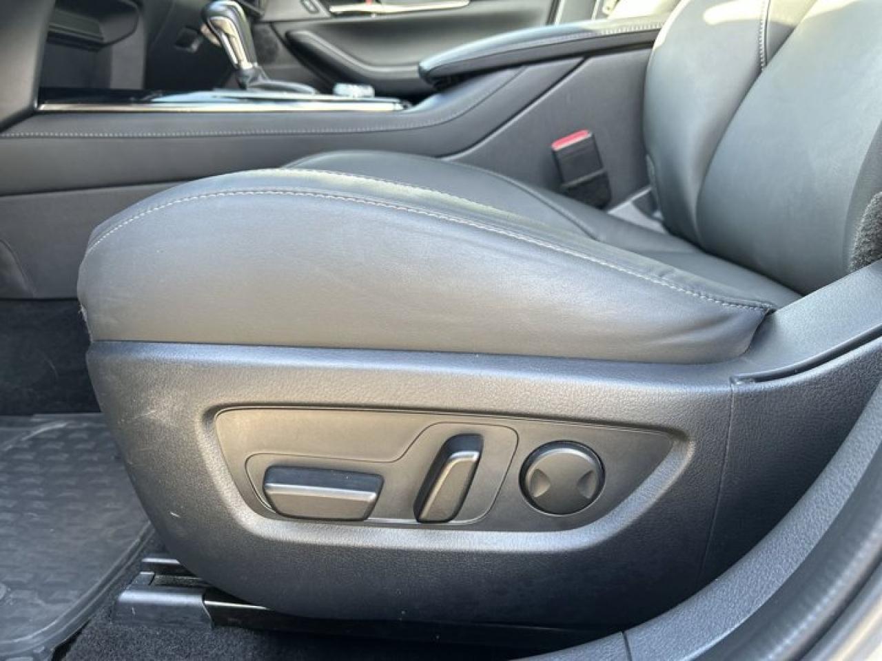 2022 Mazda CX-30 GS AWD | Sunroof | Leather Seats | Heated Seats Photo