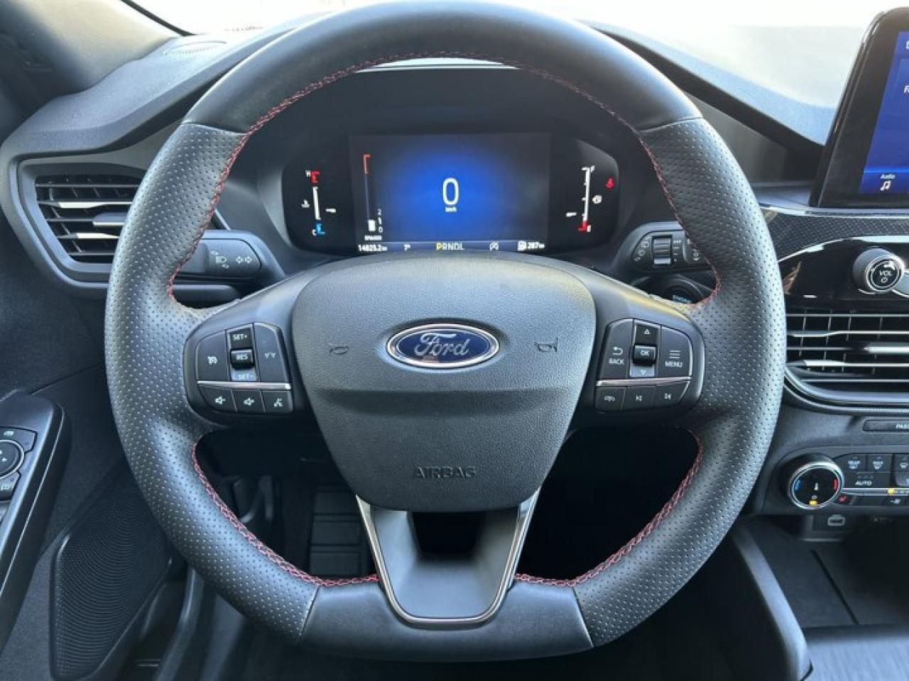 2025 Ford Escape ST-Line AWD | Remote Start | Leather Seats | Heated Seats Photo