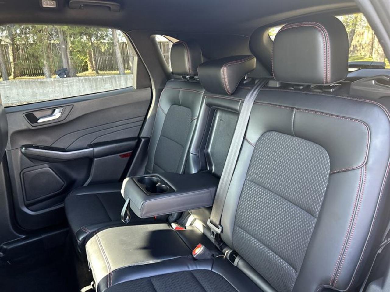 2025 Ford Escape ST-Line AWD | No accidents | Leather Seats Photo